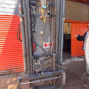 Moffet Truck-Mounted Forklift Mast And Carriage